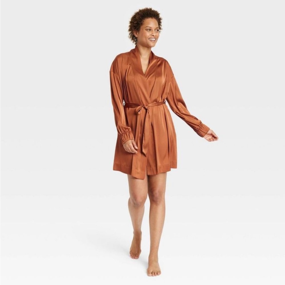 Stars Above satin robe beautiful!